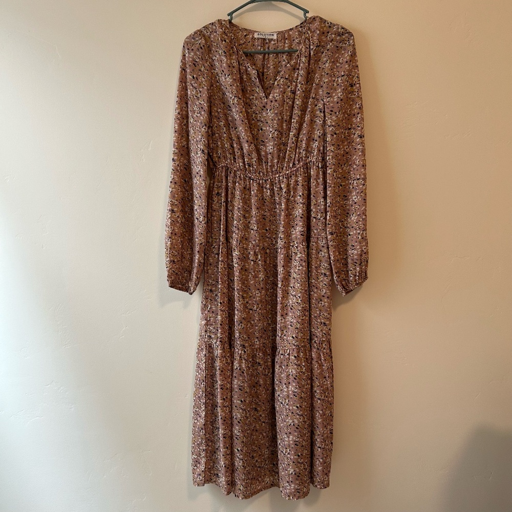 Light Mauve Floral Midi Dress